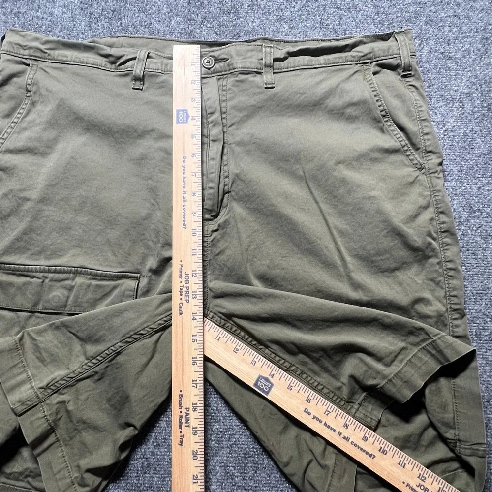 Levis Mens Cargo Shorts Olive Green Utility Casual Cotton 40 Waist